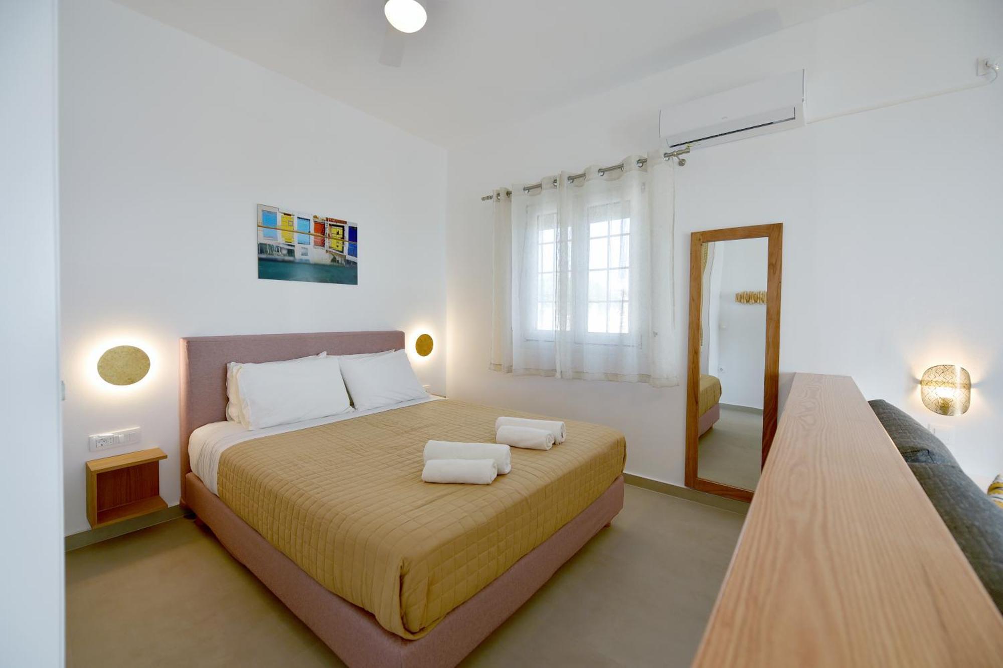 Giourgas Studios & Apartments Provatas Esterno foto